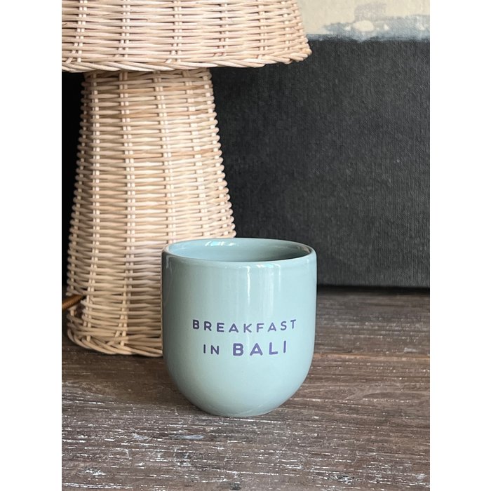 SISI Becher BREAKFAST IN BALI